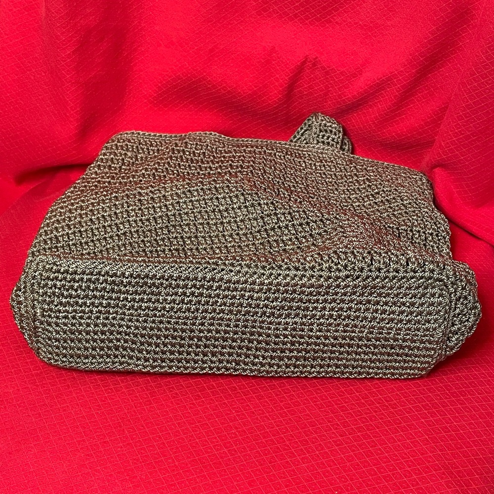 👜 The Sak Crochet Shoulder Bag in a Tan/Beige Color. 👜 - Picture 3 of 8